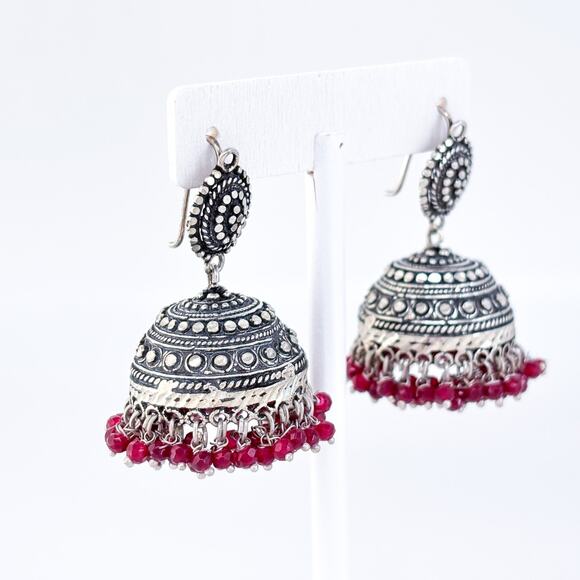 Vintage Silver Tone Red Glass Bead Indian Jhumka Earrings - Picture 4 of 7